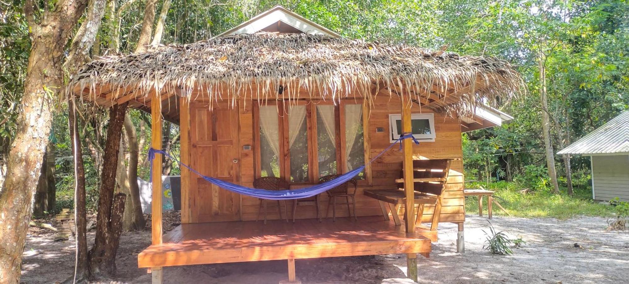 Lazy Hut Hotel Koh Phayam Luaran gambar